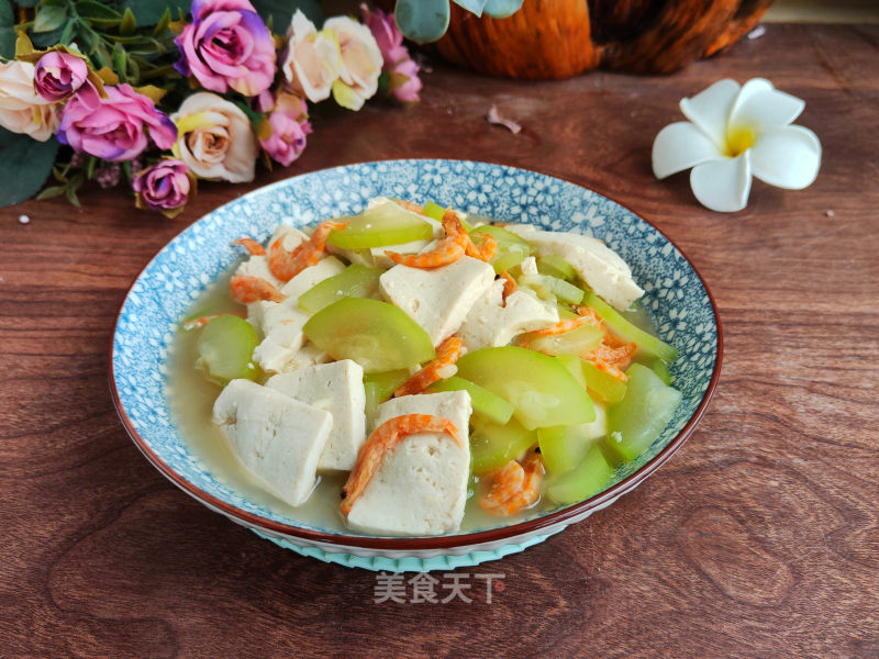 磷虾蒲瓜烧豆腐的做法