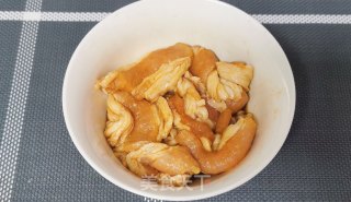 利剑菜粉条烧油豆腐的做法步调：1