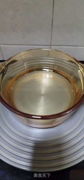 金针菇肉片汤的做法步调：6