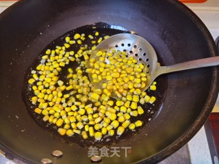 紧仁玉米的做法步调：1