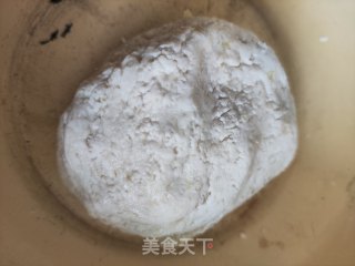 喷鼻蕉糯米饼的做法步调：4