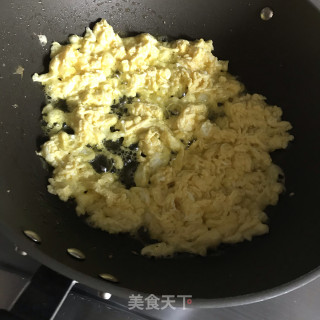 小葱蛋炒饭的做法步调：5