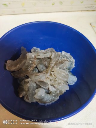 虾仁炒鸡蛋的做法步调：2