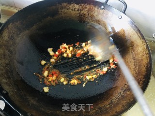 炒西瓜皮的做法步调：3