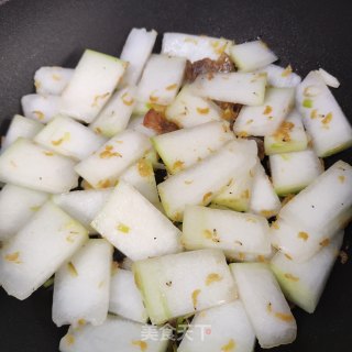 虾米焖冬瓜的做法步调：5