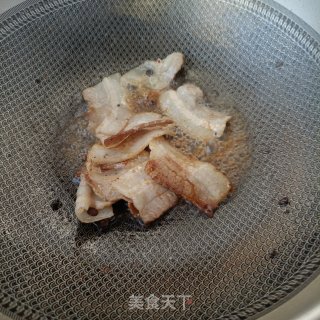 韭苔回锅肉的做法步调：7