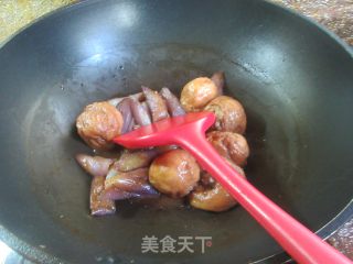 茄子烧油里筋塞肉的做法步调：15