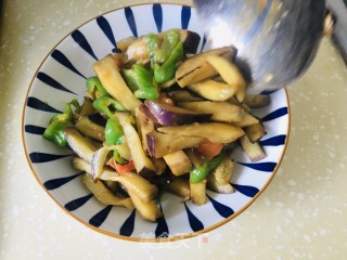 辣椒西白柿炒茄子的做法步调：8