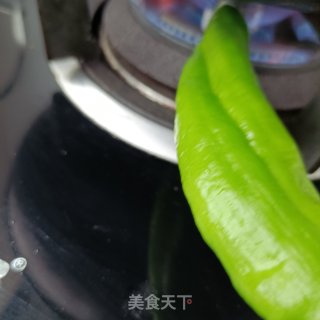 烧椒拌京彩的做法步调：5