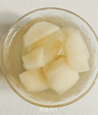 雪梨汤的做法步调：6