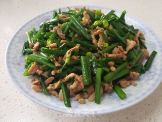 韭苔炒肉丝的做法步调：5