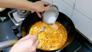 西白柿鸡蛋刀削里的做法步调：7