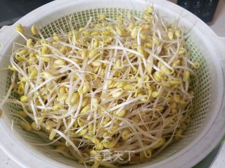 挂里蒸里条的做法步调：1
