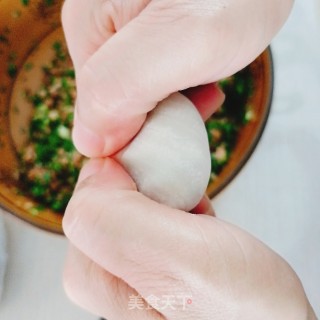 韭菜猪肉火饺的做法步调：8