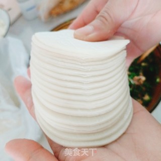 韭菜猪肉火饺的做法步调：2