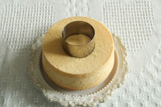 爆浆海盐奶盖蛋糕，坚实戚风+咸喷鼻芝士奶盖，一心便上瘾，巨好吃！的做法步调：19