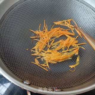 海米炒韭苔的做法步调：7