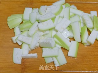 浑炒蒲瓜的做法步调：3