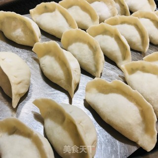 小利剑菜鸡蛋火饺的做法步调：11