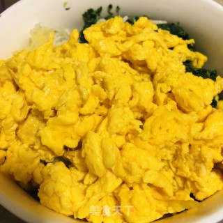 小利剑菜鸡蛋火饺的做法步调：7