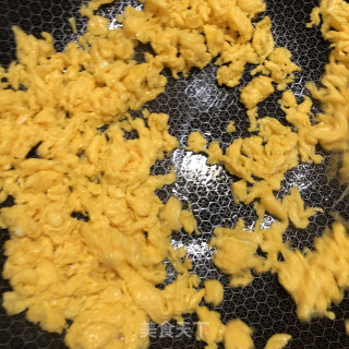 小利剑菜鸡蛋火饺的做法步调：5