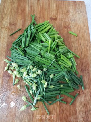 韭苔炒虾仁的做法步调：2