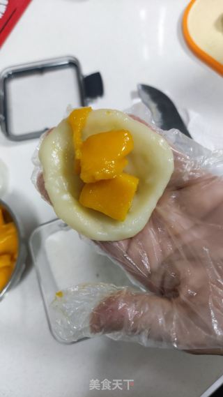 芒果糯米糍的做法步调：14