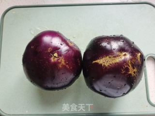 茄子馅饺子的做法步调：2