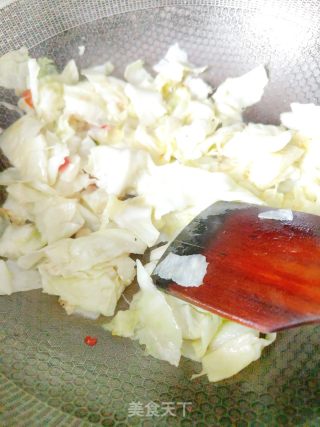 酸辣包菜的做法步调：9
