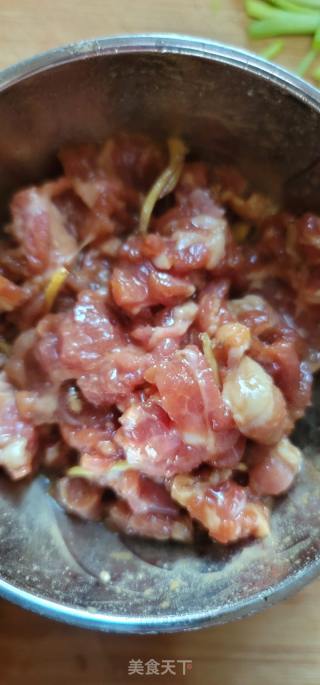 番茄豆腐烧肉的做法步调：2