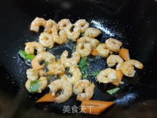 虾仁炒黄瓜的做法步调：7