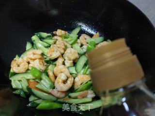 虾仁炒黄瓜的做法步调：10