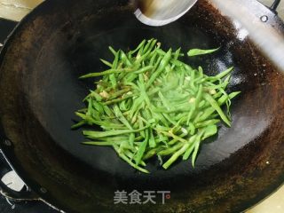 浑炒刀豆的做法步调：6