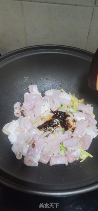 酱炒竹肠的做法步调：9