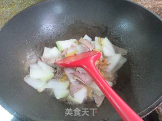 榨菜丝牛肉炒冬瓜的做法步调：6