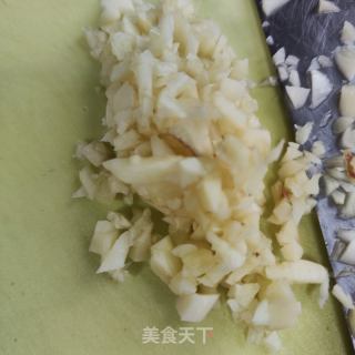 蒜蓉浇汁死菜的做法步调：2