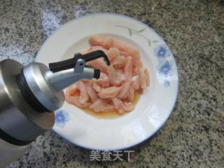 鸡胸肉炒茄子的做法步调：2