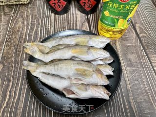 炖海鱼的做法步调：2