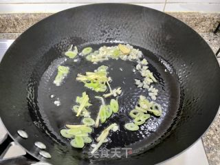 炖海鱼的做法步调：3