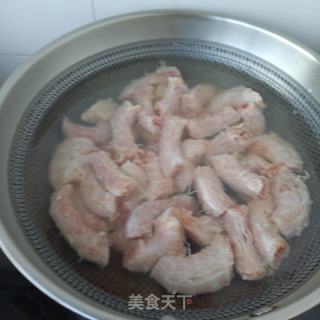 麻辣鸡脖的做法步调：3