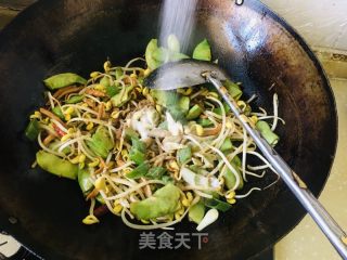 鸡肉焖里的做法步调：11