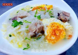 排骨煎卵白萝卜丝汤的做法步调：12