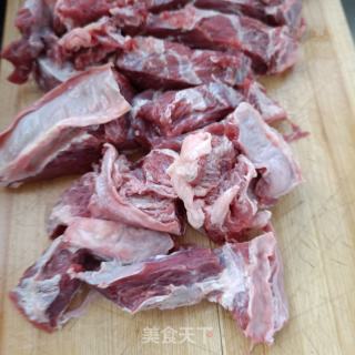本味牛肋条的做法步调：2