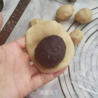 便宜蛋黄月饼的做法步调：5