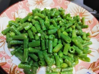 麻油拌豇豆的做法步调：7