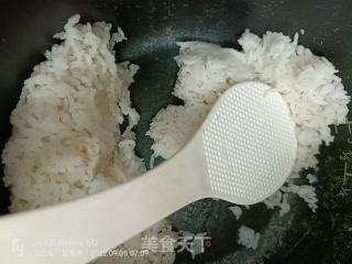 炒饭的做法步调：3