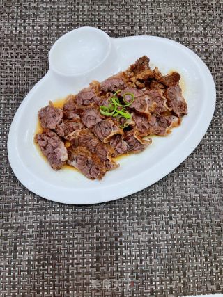 卤火牛腩的做法步调：14