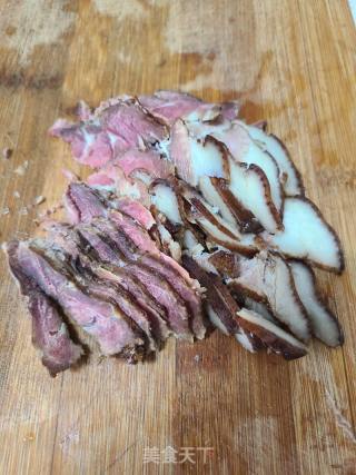 苦瓜炒腊肉的做法步调：5