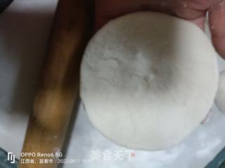 包菜鸡蛋粉丝包的做法步调：9
