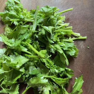 孜然炒鸡胸肉的做法步调：3